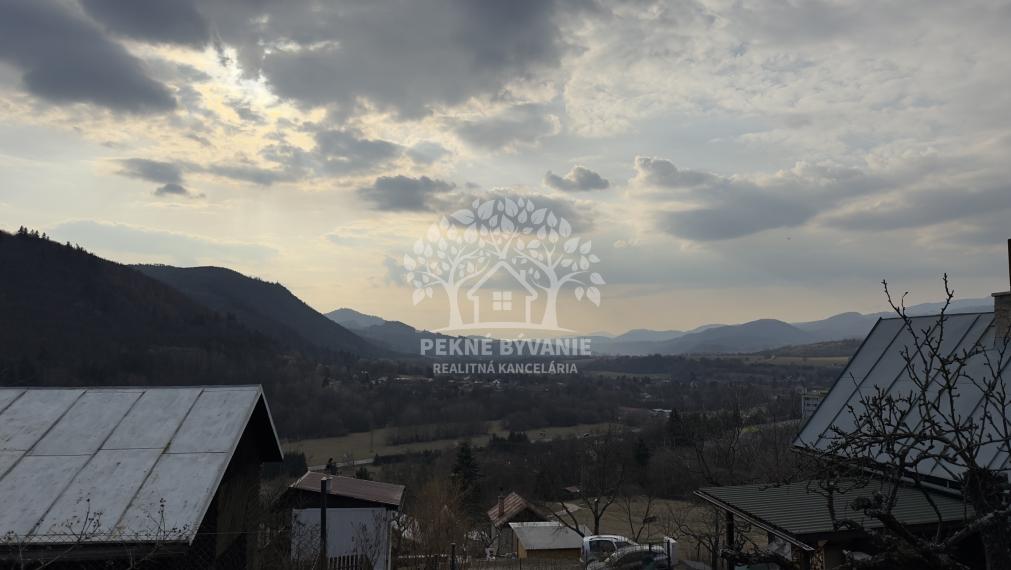 POZEMOK NA PREDAJ : ZÁHRADKÁRSKA OSADA ZUBERŠTÍN-PODBREZOVÁ