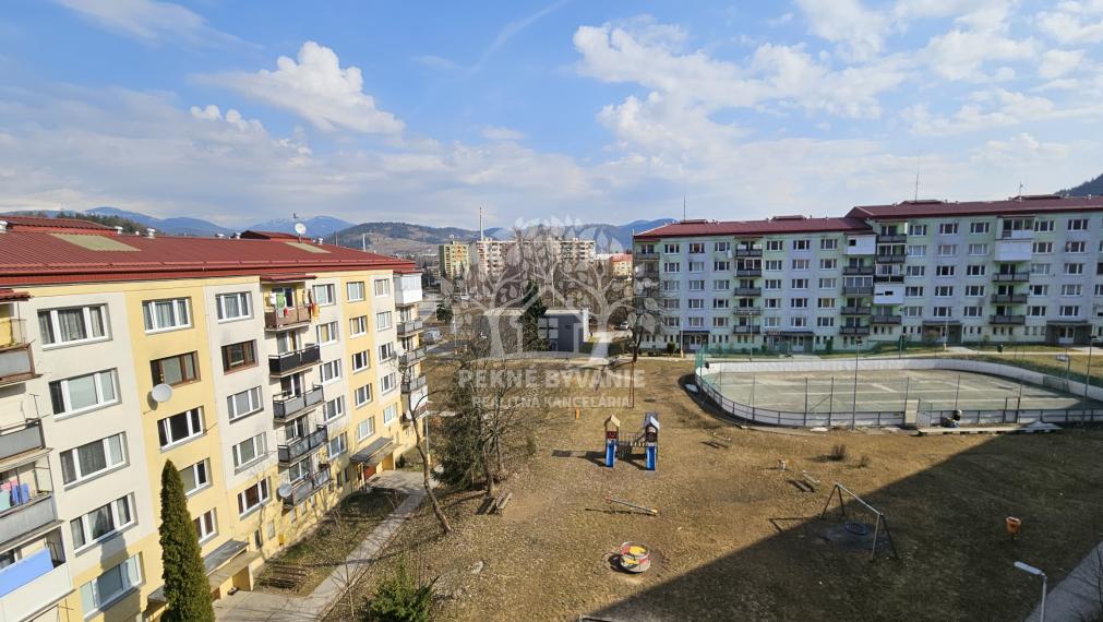 PREDAJ- slnečný 2i byt 64m2 v tichej lokalite- Podbrezová, Štiavnička