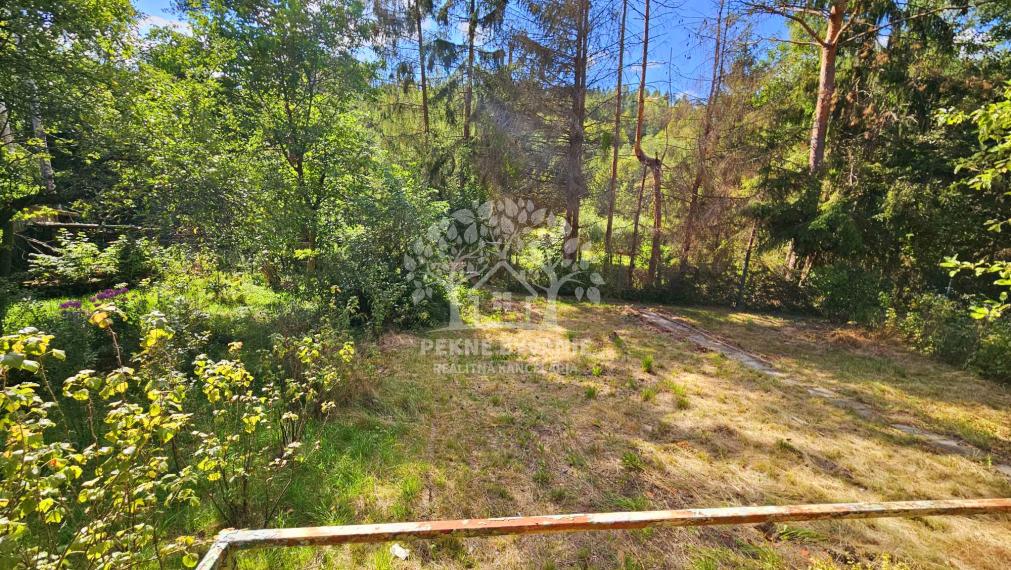 ZNÍŽENÁ CENA -PREDAJ: záhradná chatka Padličkovo (Brezno)