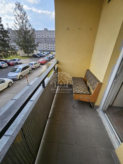 PREDAJ: útulný slnečný 1izbový byt v centre Brezna