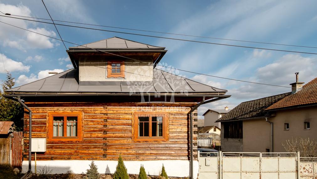 Moderný komfort v srdci tradície: Zrekonštruovaná drevenica s výhľadom na Kráľovu hoľu