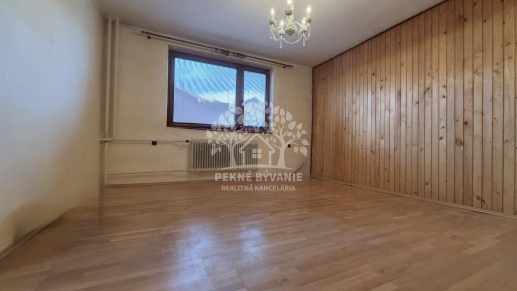 -PREDAJ- dvojpodlažný rodinný dom Čierny Balog – časť Dobroč