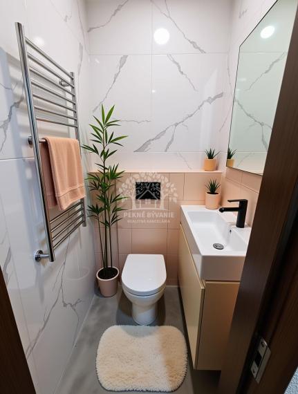 REZERVOVANÉ: 2i byt na ul. Fučíkova, Brezno po čiastočnej rekonštrukcii 56m2, 2 pivnice