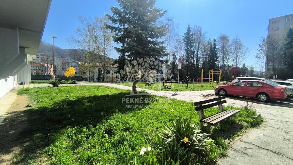 REZERVOVANÉ🍀 TOP PONUKA!! VEĽKÝ 2 IZBOVÝ BYT /64 M2/BALKÓN RADVAŇ KALINČIAKOVA BANSKÁ BYSTRICA