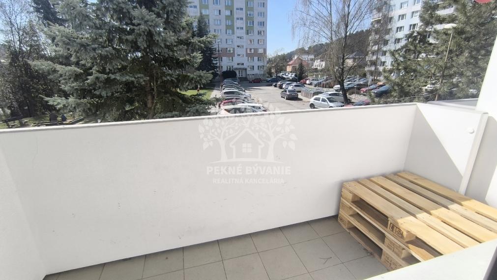REZERVOVANÉ🍀 TOP PONUKA!! VEĽKÝ 2 IZBOVÝ BYT /64 M2/BALKÓN RADVAŇ KALINČIAKOVA BANSKÁ BYSTRICA