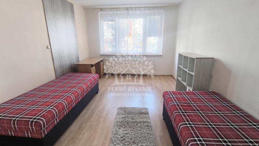 REZERVOVANÉ🍀 TOP PONUKA!! VEĽKÝ 2 IZBOVÝ BYT /64 M2/BALKÓN RADVAŇ KALINČIAKOVA BANSKÁ BYSTRICA