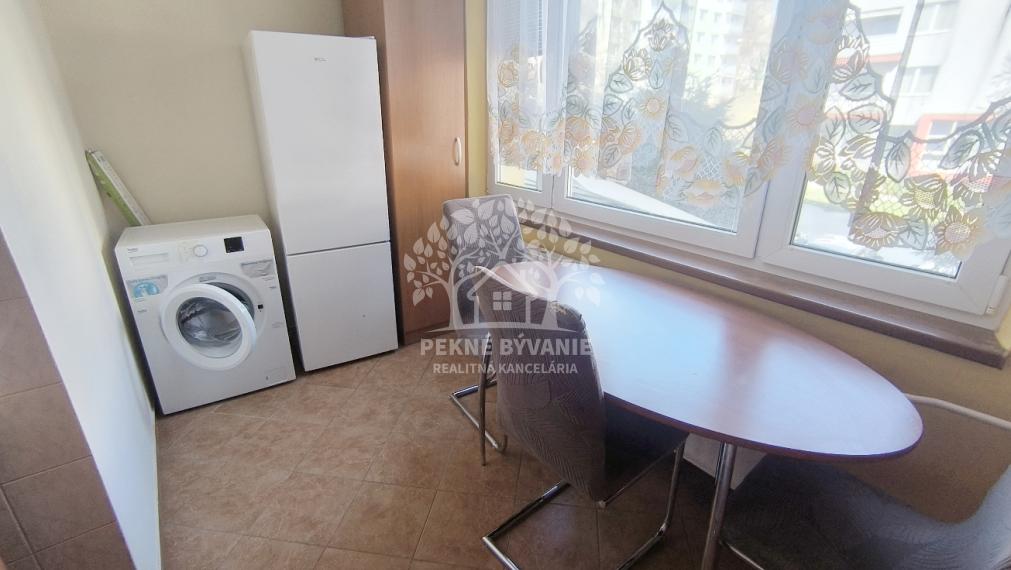 REZERVOVANÉ🍀 TOP PONUKA!! VEĽKÝ 2 IZBOVÝ BYT /64 M2/BALKÓN RADVAŇ KALINČIAKOVA BANSKÁ BYSTRICA