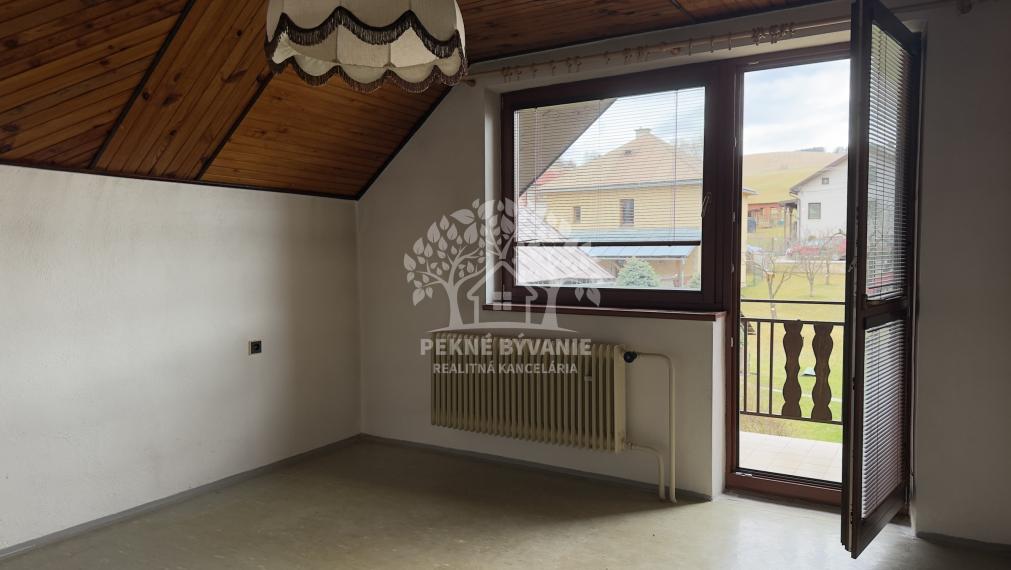 -PREDAJ- dvojpodlažný rodinný dom Čierny Balog – časť Dobroč