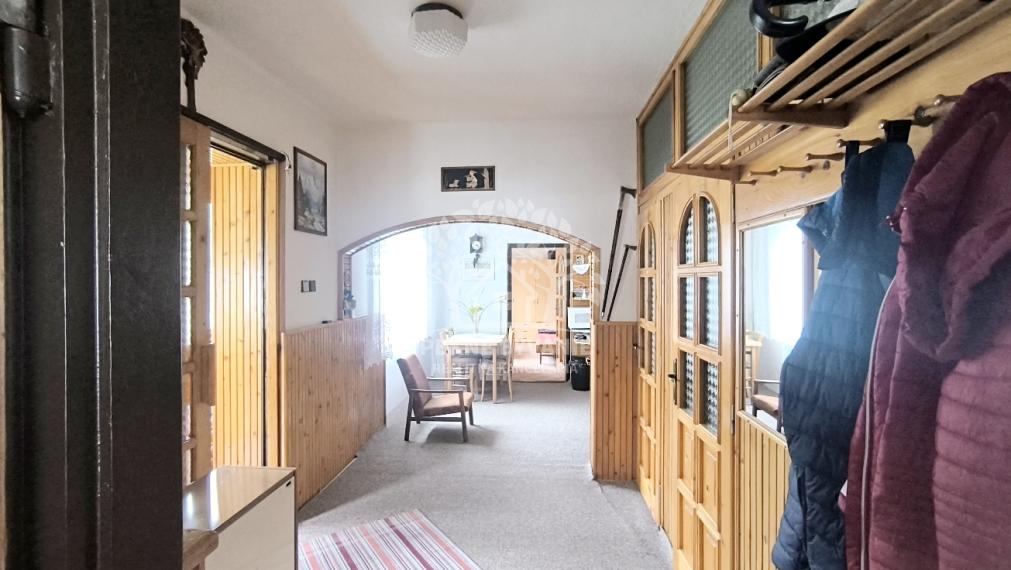 VÝBORNÁ INVESTÍCIA: RODINNÝ DOM CHATA MÝTO POD ĎUMBIEROM, KTORÚ MOŽETE IHNEĎ PRENAJÍMAŤ