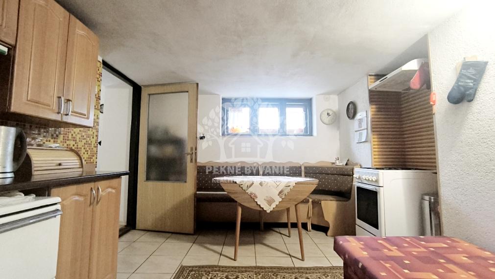 VÝBORNÁ INVESTÍCIA: RODINNÝ DOM CHATA MÝTO POD ĎUMBIEROM, KTORÚ MOŽETE IHNEĎ PRENAJÍMAŤ