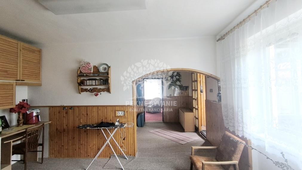 VÝBORNÁ INVESTÍCIA: RODINNÝ DOM CHATA MÝTO POD ĎUMBIEROM, KTORÚ MOŽETE IHNEĎ PRENAJÍMAŤ