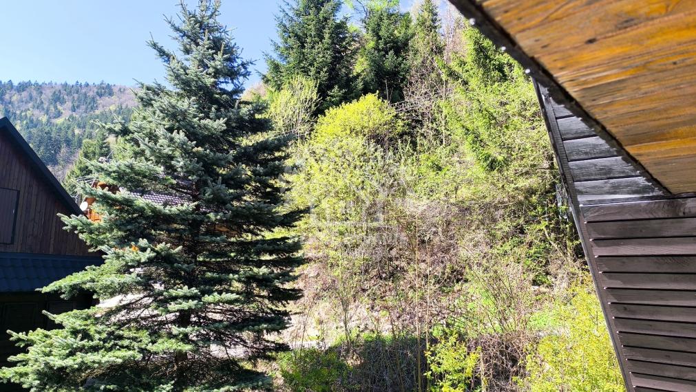 KOMPLETNE ZREKONŠTRUOVANÁ ZARIADENÁ CHATA NA LV RD JARABÁ PRI POTOČIKU