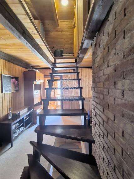 KOMPLETNE ZREKONŠTRUOVANÁ ZARIADENÁ CHATA NA LV RD JARABÁ PRI POTOČIKU