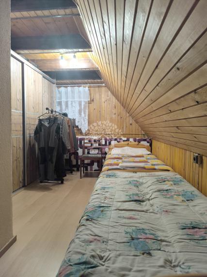 KOMPLETNE ZREKONŠTRUOVANÁ ZARIADENÁ CHATA NA LV RD JARABÁ PRI POTOČIKU