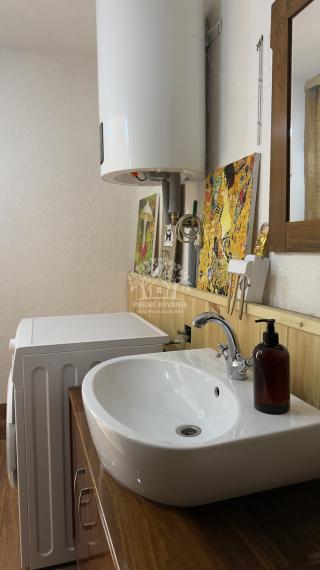 NA PREDAJ - RODINNÝ DOM PO ČIASTOČNEJ REKONŠTRUKCII POHORELÁ