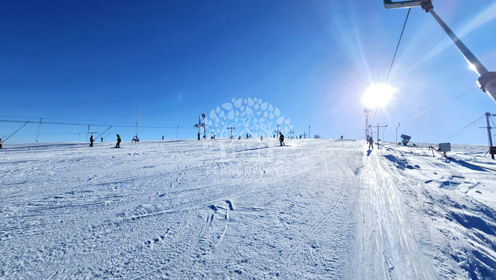 PREDAJ: 3i byt 64m2 v srdci Hriňovej + garáž