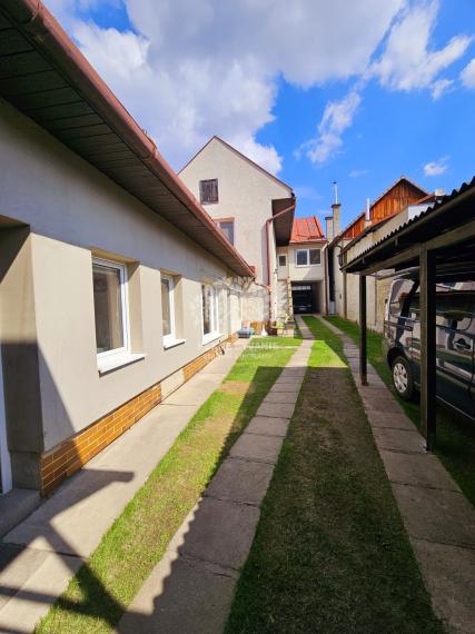 Predaj - kompletne zrekonštruovaný dom v Michalovej