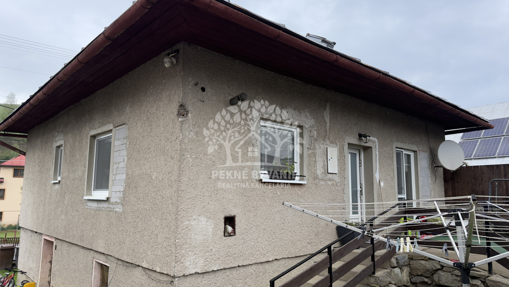 ==NA PREDAJ== rodinný dom Čierny Balog časť Dobroč