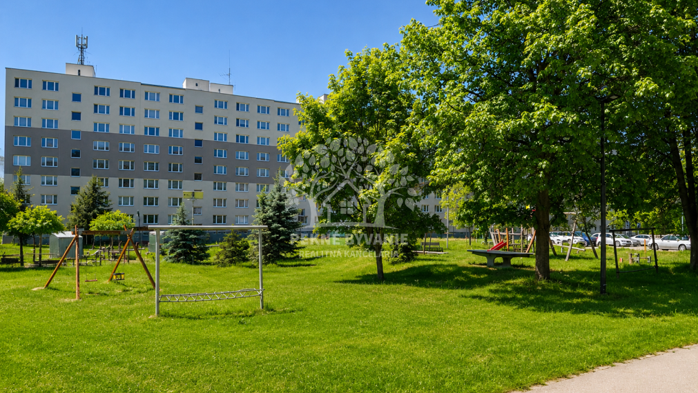 ==NA PREDAJ== 1i byt ČSA Brezno CENTRUM