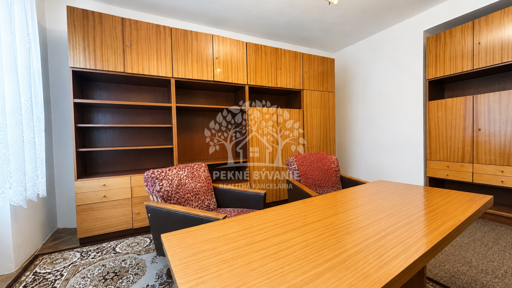 Nový 2 izbový byt v centre mesta + špajza