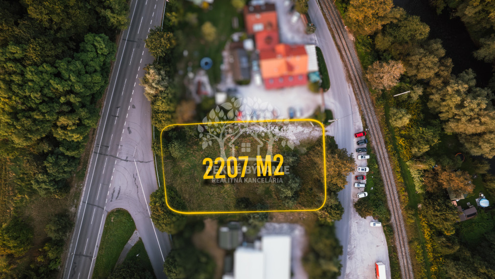 Komerčný pozemok 2207m2 s IS pri reštaurácii Grajciar