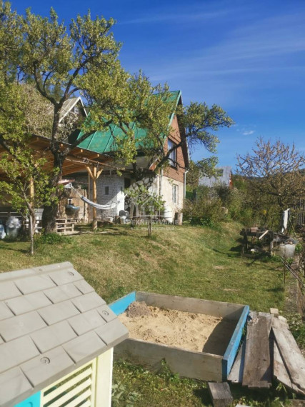 Záhradná chatka s krásnymi výhľadmi – Zuberštín, Podbrezová