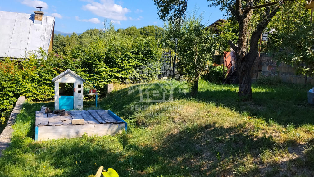 Záhradná chatka s krásnymi výhľadmi – Zuberštín, Podbrezová