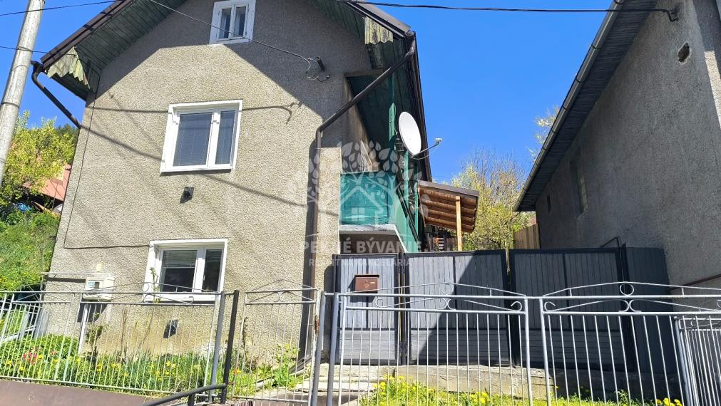 ATRAKTÍVNEJŠIA CENA!! NÁDHERNÝ ÚTULNÝ DOMČEK V HOREHRONSKEJ OBCI HEĽPA ZA VYNIKAJÚCU CENU NOVÁ STRECHA, ZREKONŠTR. ELEKTRINA