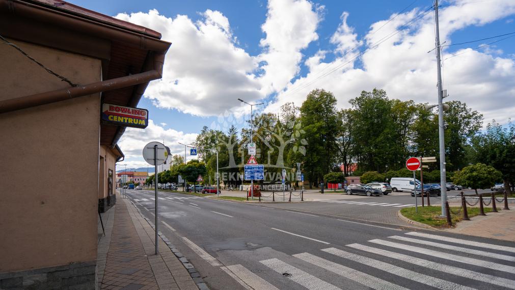 Polyfunkčný objekt s herňou, bowlingom a budúcim ubytovaním