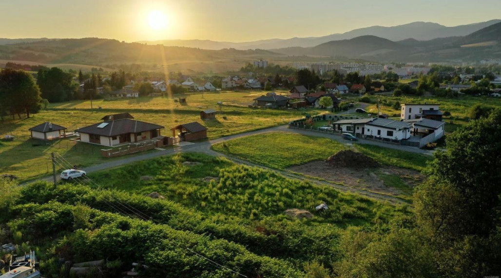 Na predaj: dva stavebné pozemky v Brezne časť Rovne, 120 eur/m2