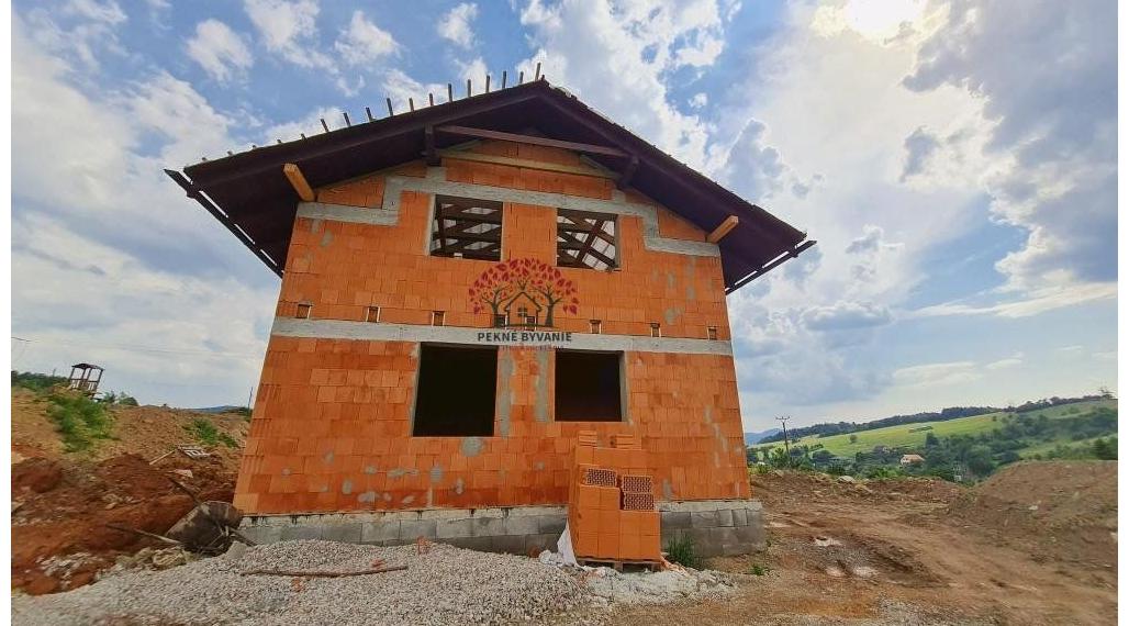 PREDAJ: 5i novostavba apartmánového domu v Dolnej Lehote (pár min.od Krpáčova)