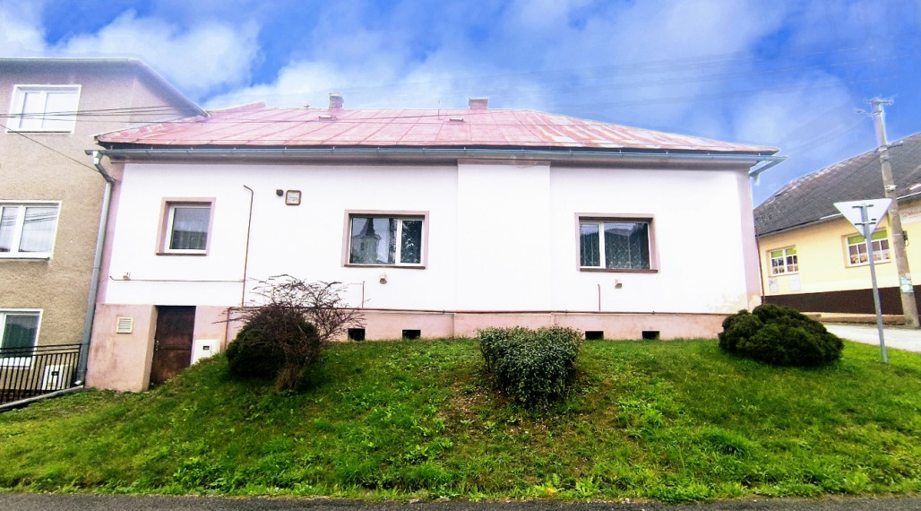 ZAUJÍMAVÁ NEHNUTEĽNOSŤ - BYTY, CHALUPA, DOMOV PRE SENIOROV, RD, SKLAD,POHREBNÍCTVO,POHOSTINSTVO,REŠTAURÁCIA,OBCHODNÉ PRIESTORY, PRE LEKÁRA