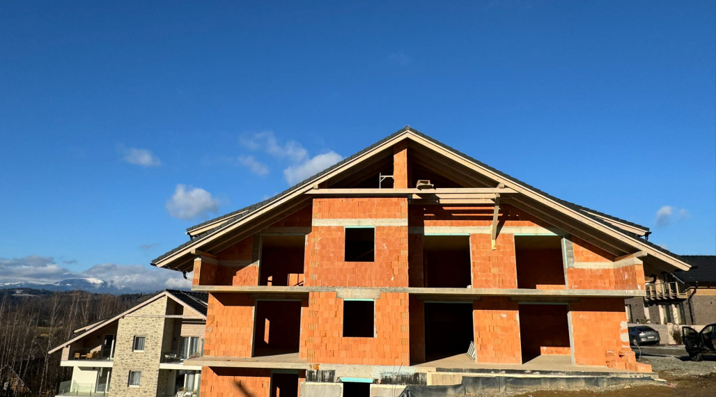 ZNÍŽENIE CENY- PREDAJ: 2i apartmán 57,57m2 pod lyž.vlekom Čierny Balog