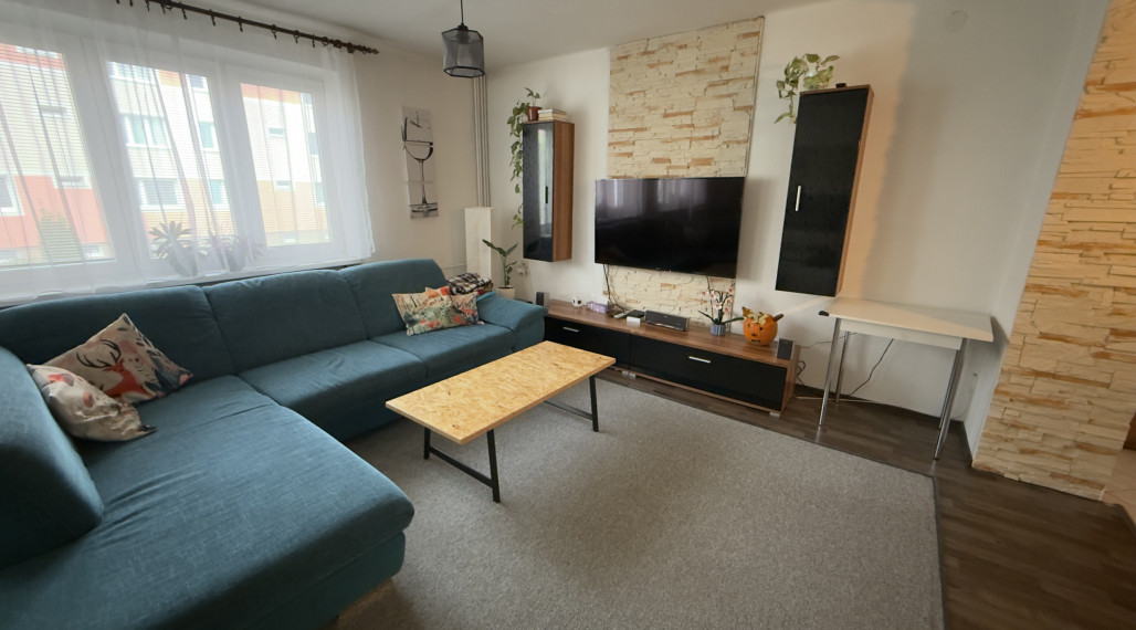 NA PREDAJ: 2i byt po rekonštrukcii Podbrezová - Štiavnička