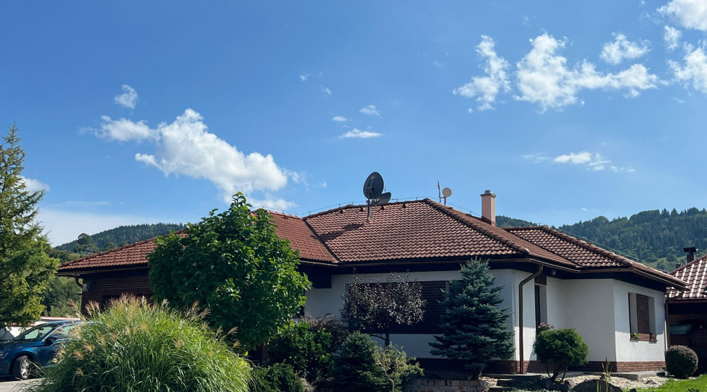 Nová cena Výnimočný rodinný dom v Brezne, 2059m2 pozemok