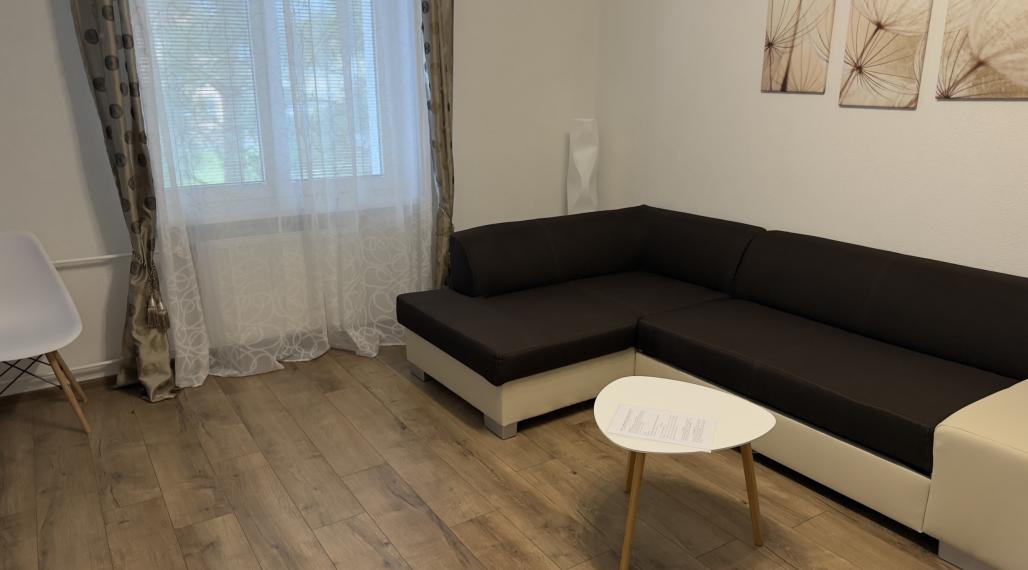 ---TOP PONUKA-- Na predaj: 2i byt po rekonštrukcii Valaská