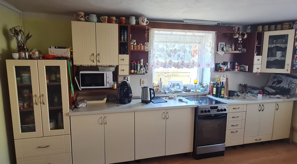 ZREKONŠTRUOVANÝ 4 IZBOVÝ DOM 2 KÚPEĽNE ZA VYNIKAJÚCU CENU ZÁVADKA NAD HRONOM HOREHRONIE