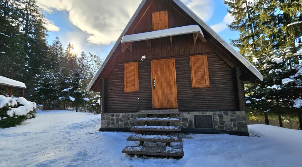 PREDAJ: útulná chalupa v lese Krpáčovo