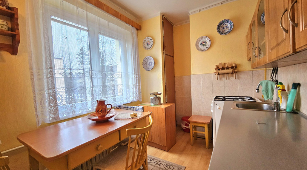 PREDAJ: 3izbovy byt v Brezne 70m2