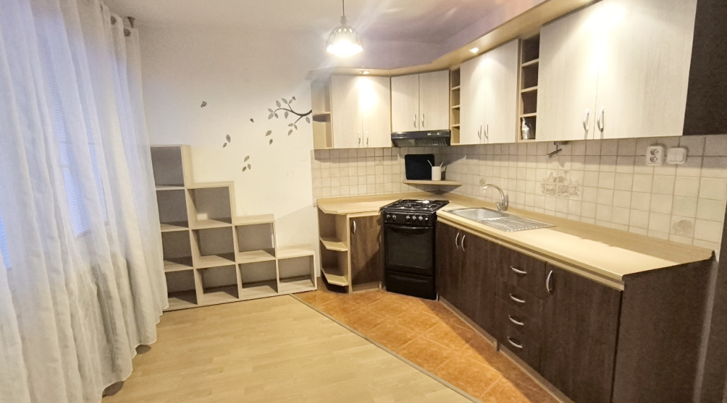 VEĽKÝ SLNEČNÝ 3 IZB. BYT 76 M2, 4 LÓDŽIE, NAJVYHĽADÁVANEJŠÍ TYP BYTOV V TICHEJ A TOP LOKALITE, BREZNO S VÝHĽADMI