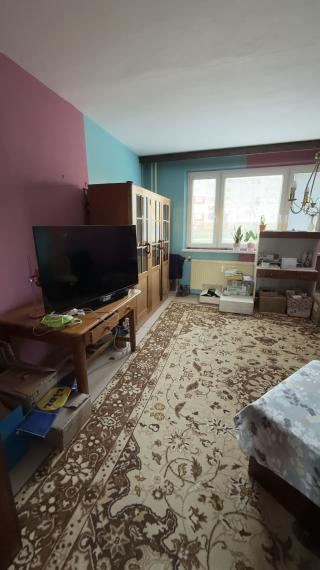 -NA PREDAJ-3i byt v pôvodnom stave Brezno Mazorníkovo 9.mája