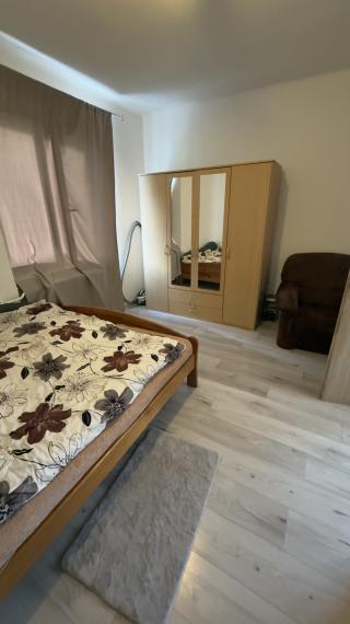 ===NA PREDAJ=== slnečný 2i byt VALASKÁ, UL. HRONSKÁ