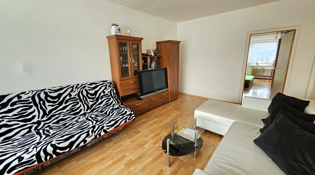 ZNÍŽENÁ CENA- slnečný 2i byt 64m2 v tichej lokalite- Podbrezová, Štiavnička