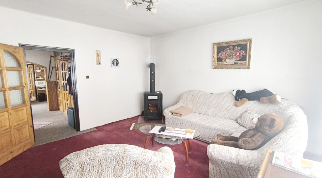 VÝBORNÁ INVESTÍCIA: RODINNÝ DOM CHATA MÝTO POD ĎUMBIEROM, KTORÚ MOŽETE IHNEĎ PRENAJÍMAŤ