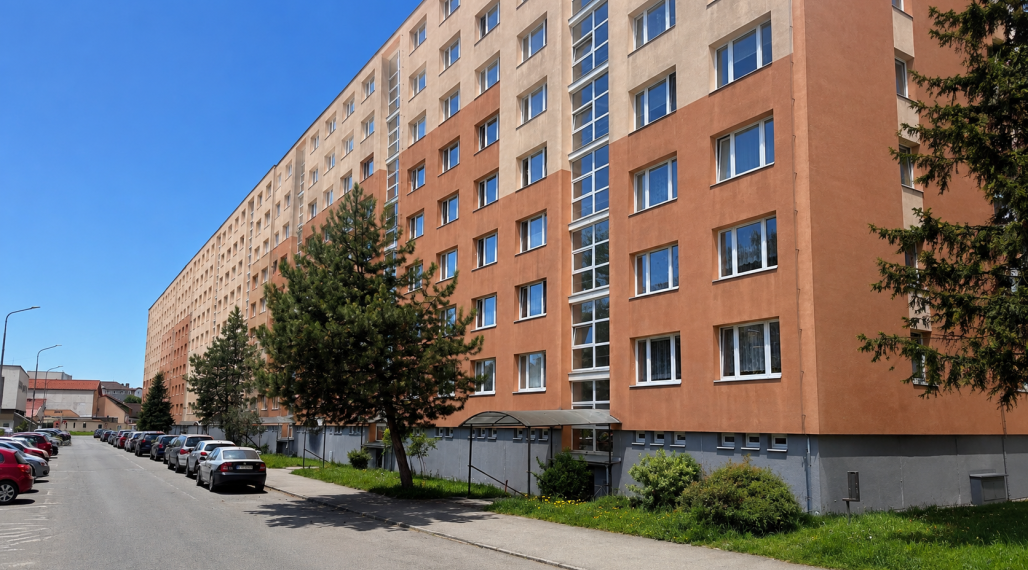 ==NA PREDAJ== 1i byt ČSA Brezno CENTRUM