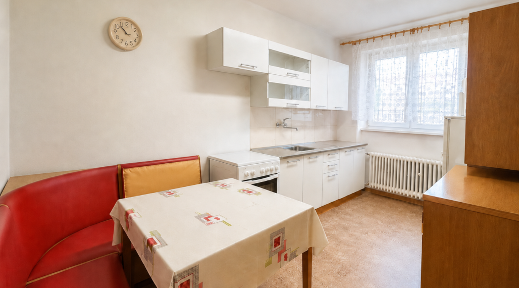 Nový 2 izbový byt v centre mesta + špajza