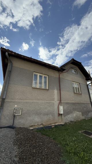 =NA PREDAJ= RODINNÝ DOM V PÔVODNOM STAVE BACÚCH - HOREHRONIE