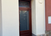 Na predaj rodinný dom v Brezne s reštauráciou,ale i možným všestranným využitím/bývanie,kozmetický salón s necht.štúdiom … - fotografia 3