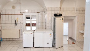 Priestory vhodné pre komerčnú prevádzku v centre Brezna - fotografia 7