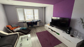 Na predaj ponúkame: Slnečný 3-izbový byt s loggiou po kompletnej rekonštrukcii – Brezno, sídlisko Mazorníkovo (63 m²) - fotografia 3